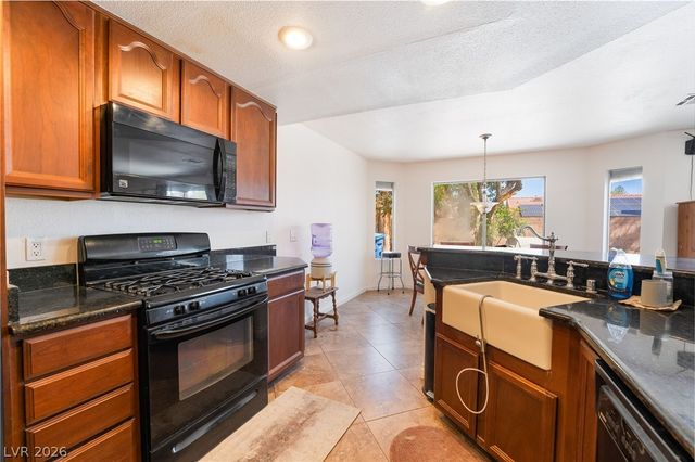 2850 Preciso Lane, Henderson, NV 89074