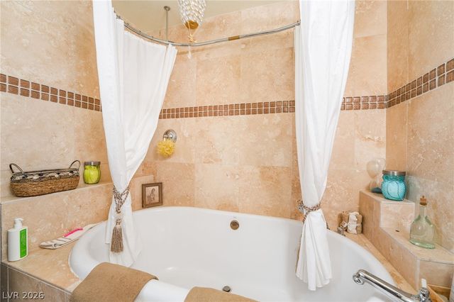 2850 Preciso Lane, Henderson, NV 89074