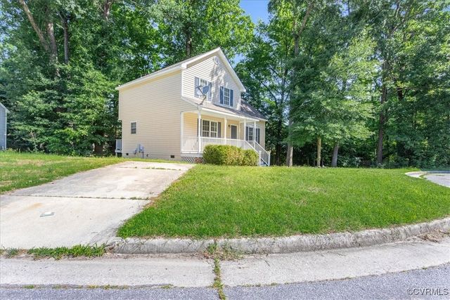 112 E Highland Ct, Colonial Heights, VA 23834