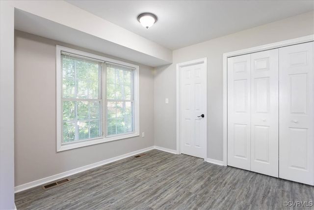 112 E Highland Ct, Colonial Heights, VA 23834
