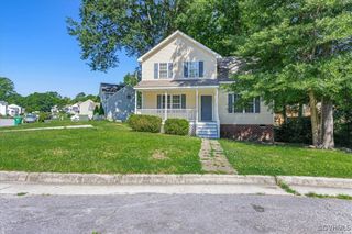 112 E Highland Ct, Colonial Heights, VA 23834