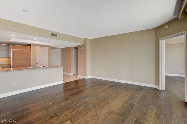 222 Karen Avenue 1705, Las Vegas, NV 89109