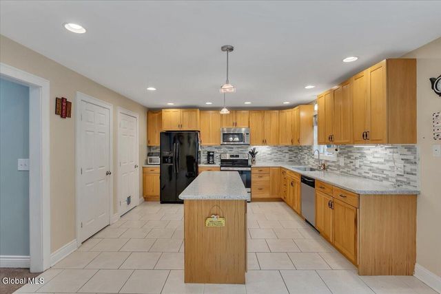 616 County Road 24, Corinth, NY 12822