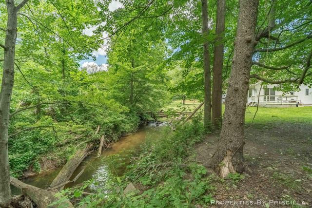 6635 Vinton Avenue Nw, Alpine Twp, MI 49321