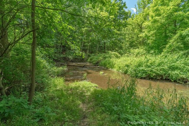 6635 Vinton Avenue Nw, Alpine Twp, MI 49321