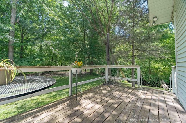 6635 Vinton Avenue Nw, Alpine Twp, MI 49321