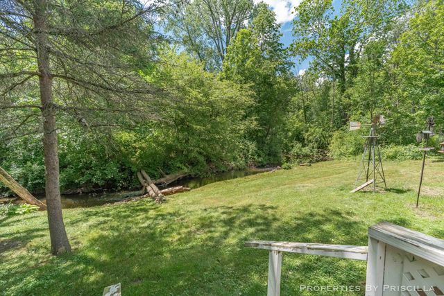 6635 Vinton Avenue Nw, Alpine Twp, MI 49321