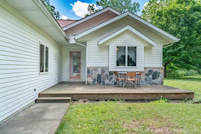 6635 Vinton Avenue Nw, Alpine Twp, MI 49321