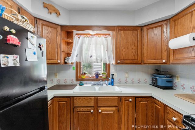 6635 Vinton Avenue Nw, Alpine Twp, MI 49321