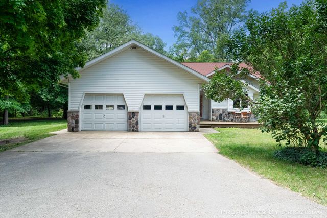 6635 Vinton Avenue Nw, Alpine Twp, MI 49321