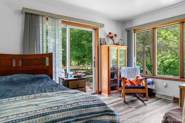 6635 Vinton Avenue Nw, Alpine Twp, MI 49321