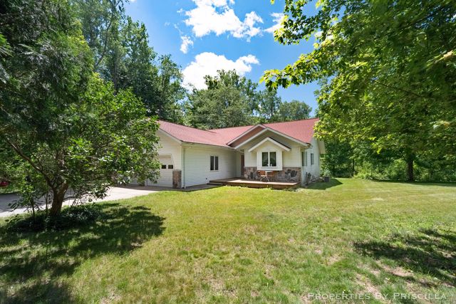 6635 Vinton Avenue Nw, Alpine Twp, MI 49321