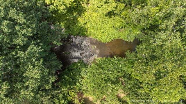 6635 Vinton Avenue Nw, Alpine Twp, MI 49321