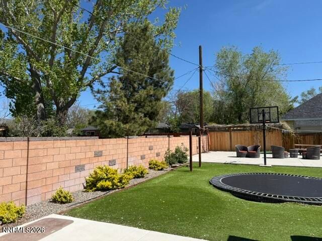 1588 Eighth St, Minden, NV 89423