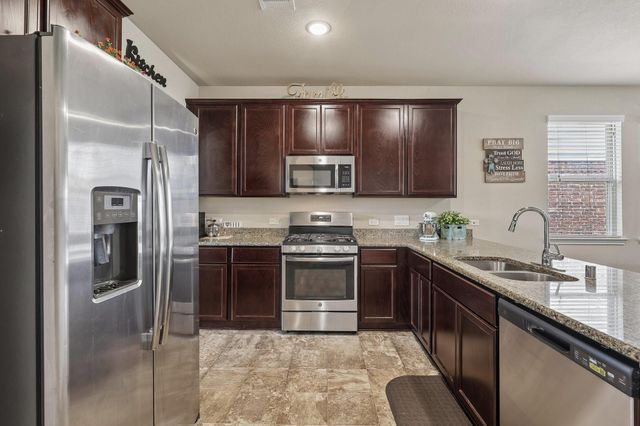 6110 Carpenters Cove Lane, Houston, TX 77049