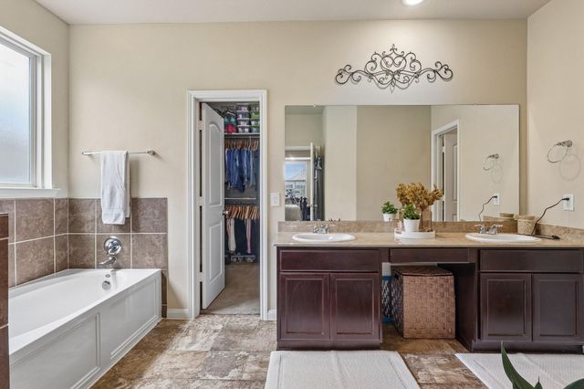 6110 Carpenters Cove Lane, Houston, TX 77049