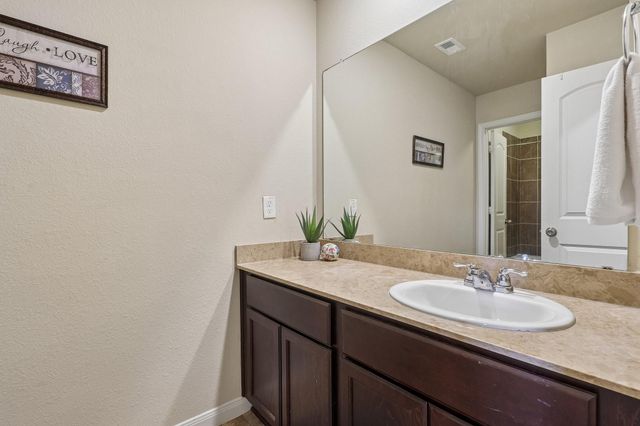 6110 Carpenters Cove Lane, Houston, TX 77049