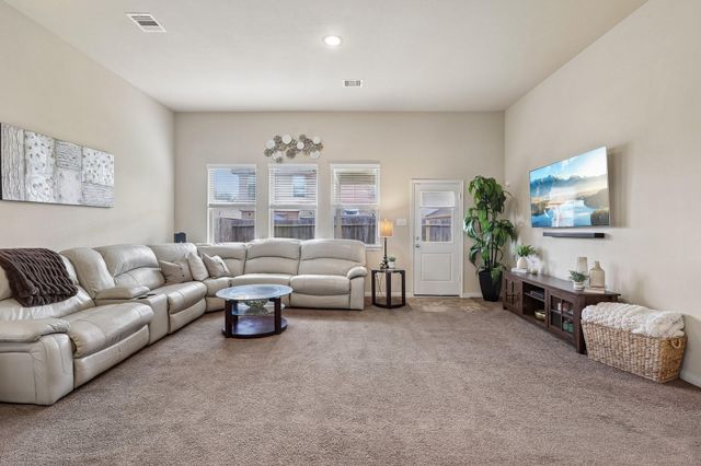 6110 Carpenters Cove Lane, Houston, TX 77049