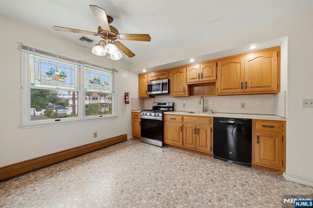 433 Tappan Road, Northvale, NJ 07647