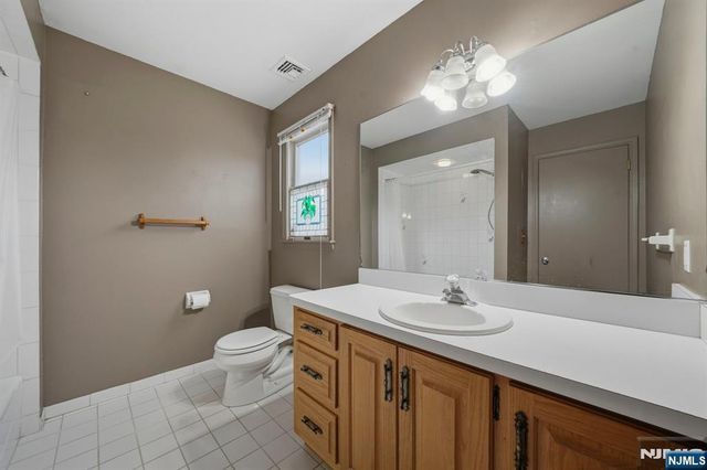 433 Tappan Road, Northvale, NJ 07647