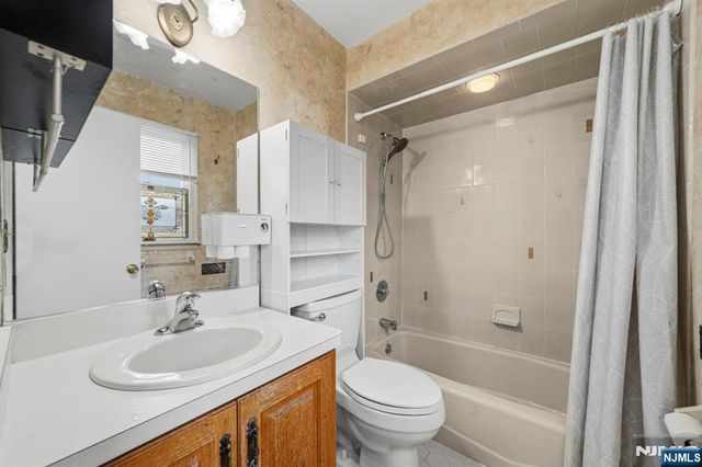 433 Tappan Road, Northvale, NJ 07647