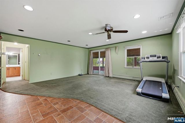 433 Tappan Road, Northvale, NJ 07647