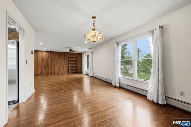 433 Tappan Road, Northvale, NJ 07647