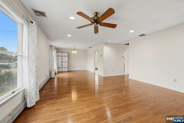 433 Tappan Road, Northvale, NJ 07647