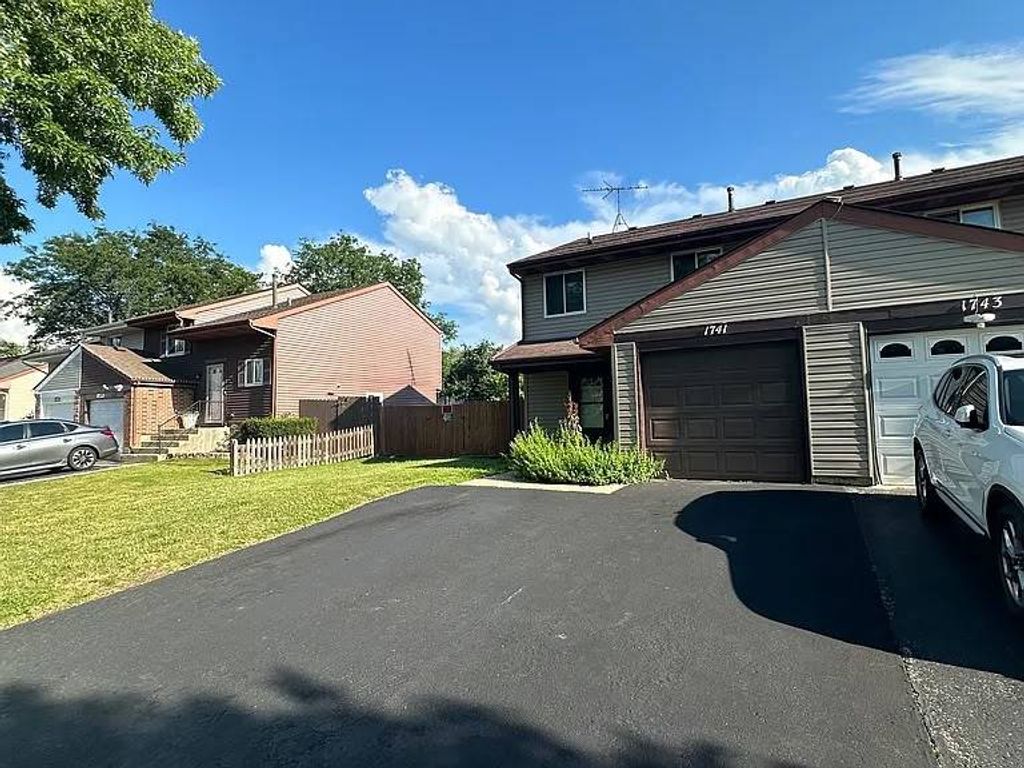 1741 Bell Drive, Hanover Park, IL 60133