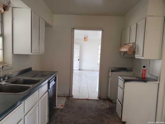 1742 Kendalia Ave, San Antonio, TX 78224