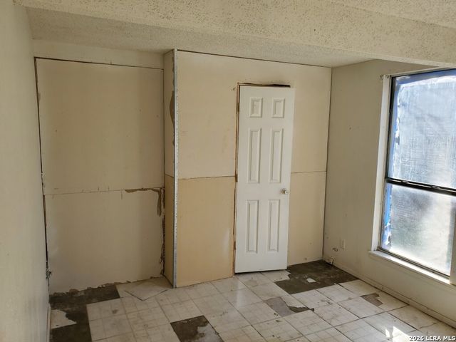 1742 Kendalia Ave, San Antonio, TX 78224