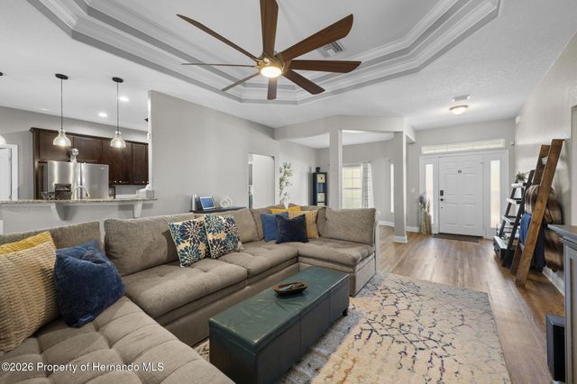 8104 Nightingale Road, Weeki Wachee, FL 34613