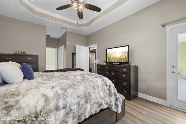 8104 Nightingale Road, Weeki Wachee, FL 34613