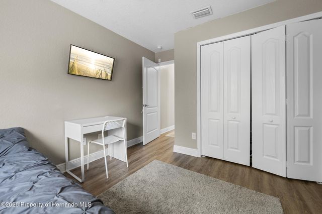 8104 Nightingale Road, Weeki Wachee, FL 34613