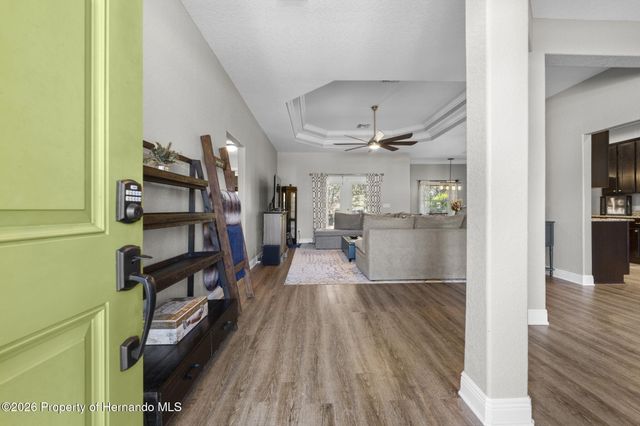 8104 Nightingale Road, Weeki Wachee, FL 34613