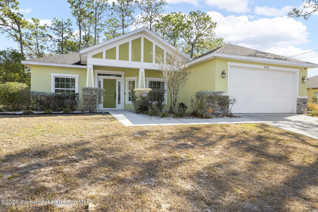8104 Nightingale Road, Weeki Wachee, FL 34613