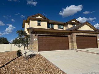 405 emma # 405, New Braunfels, TX 78130