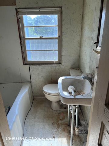 3367 E Lake Road, Clio, MI 48420