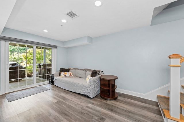 74 Meetinghouse Road 74, Norfolk, MA 02056