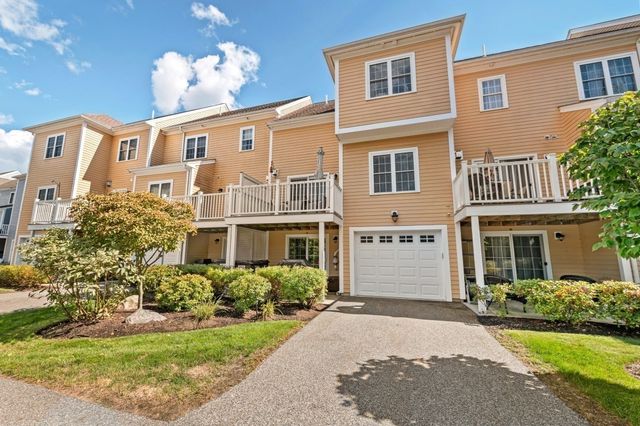 74 Meetinghouse Road 74, Norfolk, MA 02056