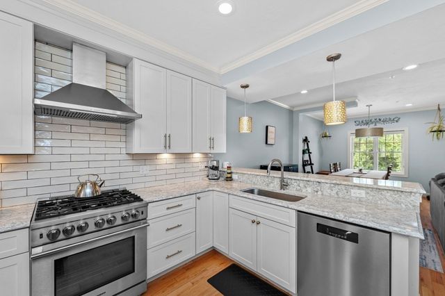74 Meetinghouse Road 74, Norfolk, MA 02056