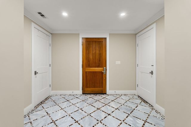 100 State St 8, Boston, MA 02109