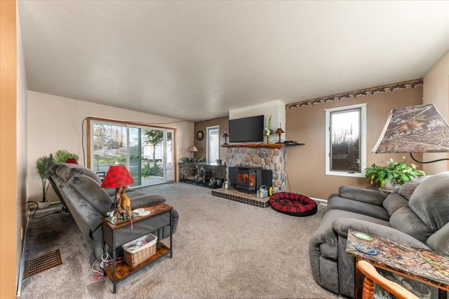 12824 W 6th Ave, Cheney, WA 99004