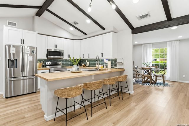 1734 TIMBER OAK ST, San Antonio, TX 78232