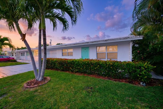 728 Ridge Road 35, Lantana, FL 33462
