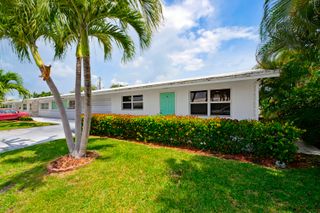 728 Ridge Road 35, Lantana, FL 33462