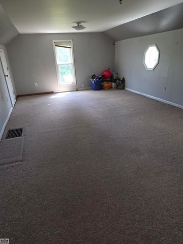 7550 Ora Lake Road, Hale, MI 48739