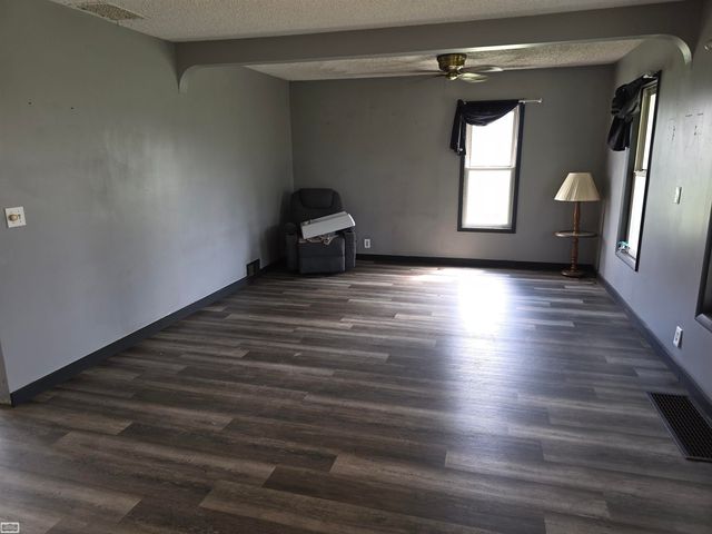7550 Ora Lake Road, Hale, MI 48739