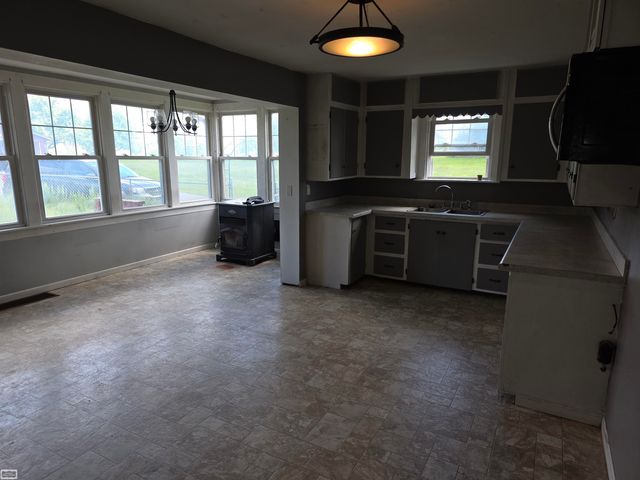 7550 Ora Lake Road, Hale, MI 48739