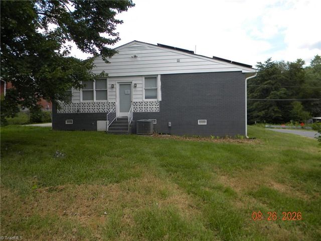 2228 24th Street, Winston-salem, NC 27105